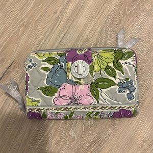 Vera Bradley Folio Wallet